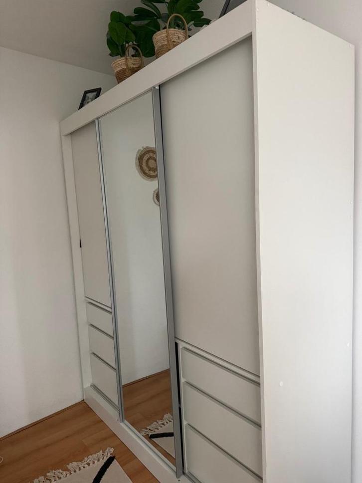 Kleding Kast - Henry, Huis en Inrichting, Kasten | Kledingkasten, Zo goed als nieuw, 150 tot 200 cm, 200 cm of meer, 50 tot 75 cm