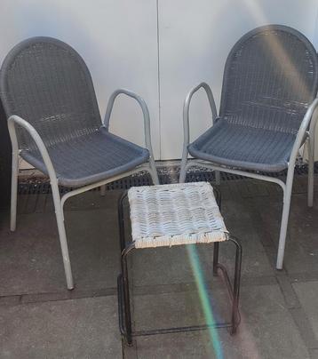 Lichtgrijs tuinset, aluminium / rotan / wicker / metaal  beschikbaar voor biedingen