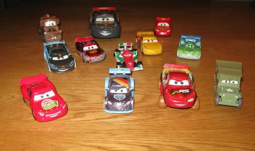 12 Cars auto's, Kinderen en Baby's, Speelgoed | Speelgoedvoertuigen, Gebruikt, Ophalen of Verzenden