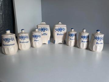 Complete set vintage voorraadpotjes - in goede staat beschikbaar voor biedingen