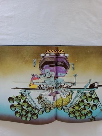 DRAGON'S DREAM  VIEWS  Roger Dean hardcover 1975 beschikbaar voor biedingen