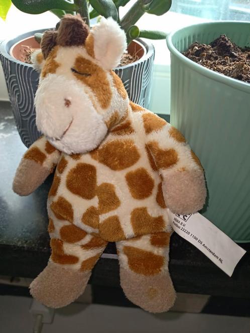 Hema slapende giraffe met geluid. Giraf slaapt., Kinderen en Baby's, Speelgoed | Knuffels en Pluche, Zo goed als nieuw, Overige typen