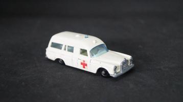 Lesney no 3-C Mercedes Benz Binz Ambulance, Matchbox 1967!! beschikbaar voor biedingen