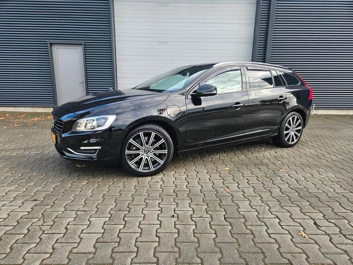 Volvo V60 D5 Twin Engine 231pk  AWD Plug In Hybrid Apk 6-26, Auto's, Volvo, Bedrijf, V60, 4x4, ABS, Achteruitrijcamera, Airbags