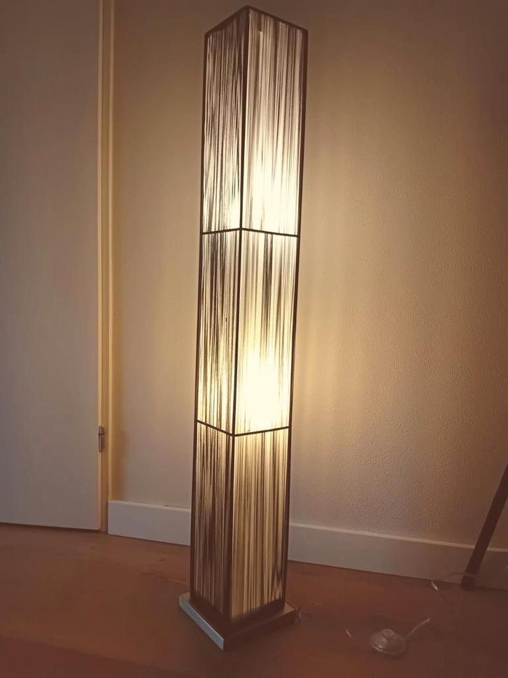 Mooie vloerlamp Gamma Elisabeth • sfeervol licht, Huis en Inrichting, Lampen | Vloerlampen, Zo goed als nieuw, 100 tot 150 cm