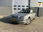 Volvo V40 1.8 Dynamic/AUTOM/NAP/AIRCO/APK/INRUILKOOPJE/, Auto's, 1295 kg, 4 cilinders, 122 pk, 1783 cc