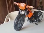 Motor technisch lego, Kinderen en Baby's, Speelgoed | Duplo en Lego, Ophalen of Verzenden, Zo goed als nieuw, Complete set, Lego