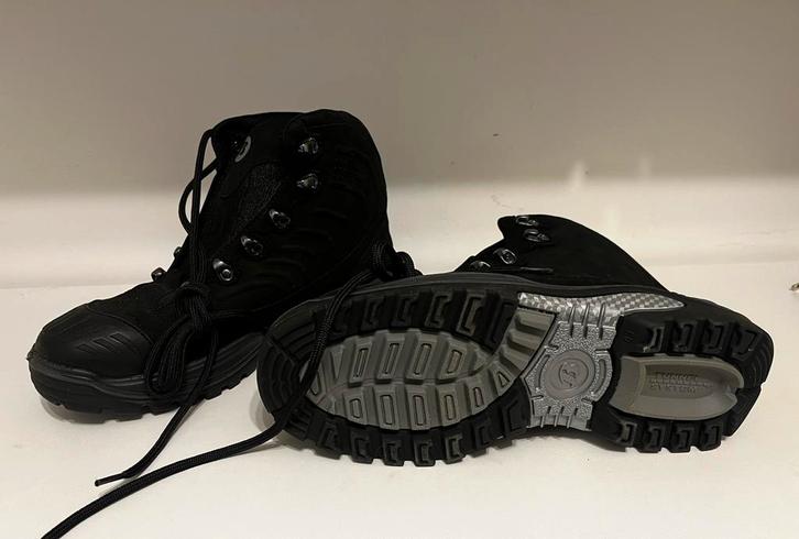 Bata veiligheidsschoenen S3 maat 43 nieuw, Doe-het-zelf en Verbouw, Veiligheidskleding, Nieuw, Ophalen of Verzenden