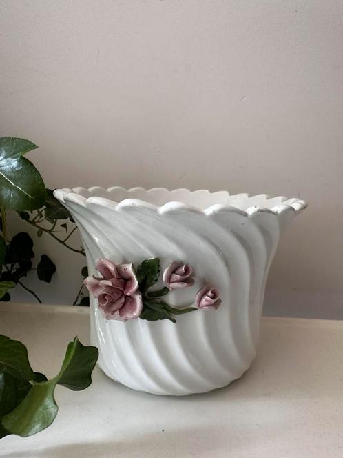 Bloempot jaren 60 porselein met roosjes, Antiek en Kunst, Curiosa en Brocante, Ophalen of Verzenden