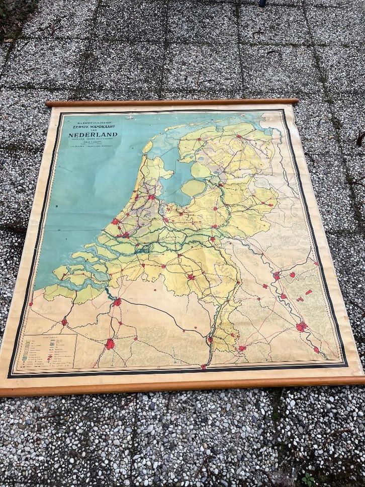 Oude schoolkaart / wandkaart Nederland > Ruilen?, Antiek en Kunst, Antiek | Schoolplaten, Aardrijkskunde, Ophalen