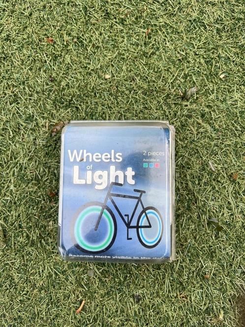 fietsverlichting, Fietsen en Brommers, Fietsaccessoires | Fietsverlichting, Verlichtingsset, Nieuw, Batterij, Ophalen of Verzenden