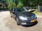 skoda octavia 2013 Motor goed nieuwe kettng schade linker ka, Auto diversen, Schadeauto's, Ophalen, Zwart, Stationwagon, Handgeschakeld