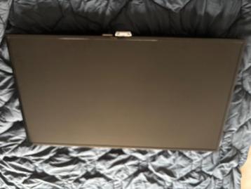 Philips Slanke 4K UHD LED-TV 40PUK6400/12 beschikbaar voor biedingen