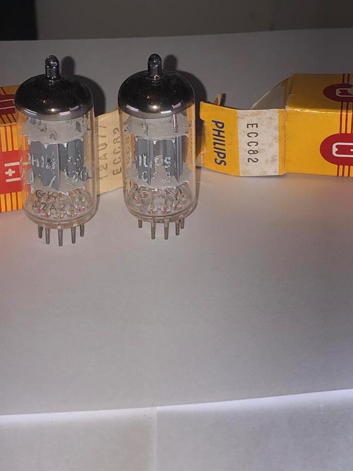 PHILIPS ECC82 NOS/NIB matched paar - Perfecte testwaarden, Antiek en Kunst, Antiek | Tv's en Audio, Ophalen of Verzenden