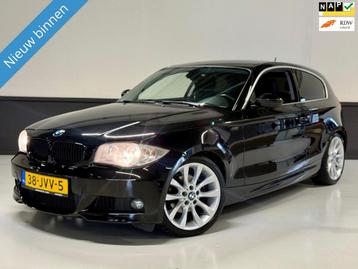 BMW 1-serie 118i 143PK M-Sport|Airco|LM Velgen! beschikbaar voor biedingen