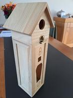 Houten huisje / geschenkverpakking voor wijn of andere drank, Ophalen, Zo goed als nieuw