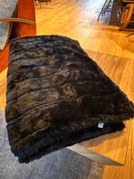 Zwart super zacht plaid woon express, Huis en Inrichting, Woonaccessoires | Plaids en Woondekens, Ophalen of Verzenden, Zo goed als nieuw