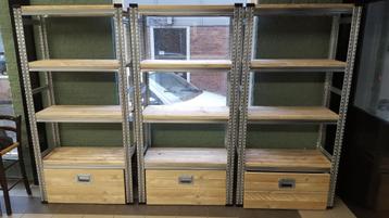Unieke industriele ladekast, stelling met lades steigerhout beschikbaar voor biedingen