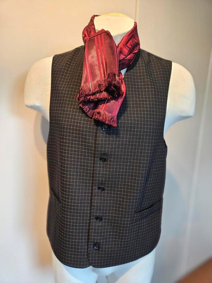 Gilet-nieuw-L/52-€25- zwart/goud ruit, Kleding | Heren, Truien en Vesten, Nieuw, Maat 52/54 (L), Zwart, Verzenden