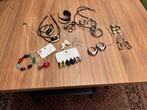 Diverse sieraden, Overige materialen, Overige kleuren, Ophalen of Verzenden, Zo goed als nieuw
