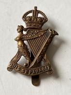 ROYAL IRISH RIFLES PET BADGE BRITS LEGER, Verzenden, Landmacht, Engeland, Embleem of Badge