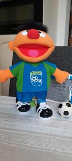 Ernie Voetballer, Ophalen of Verzenden, Zo goed als nieuw, Pop