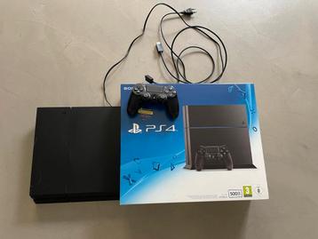 Playstation 4 500GB + Controller beschikbaar voor biedingen
