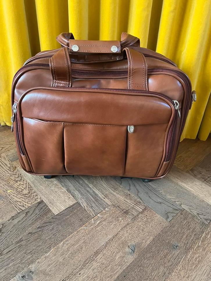 Mcklein laptoptrolley, Computers en Software, Laptoptassen, Zo goed als nieuw, Trolleytas, 17 inch of meer, Ophalen of Verzenden