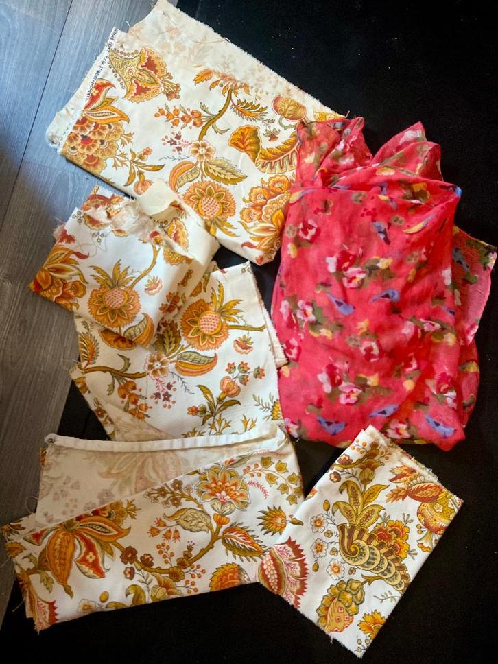 Vintage retro lot stoffen grafisch coupons sari jaren 60 70, Hobby en Vrije tijd, Stoffen en Lappen, Zo goed als nieuw, Katoen