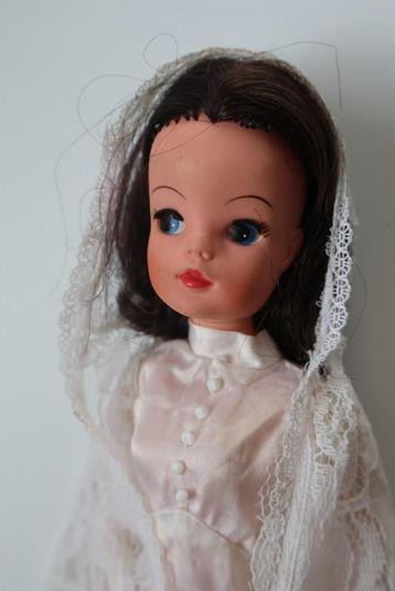 1979 Vintage Pedigree SIndy Bride in originele kleding