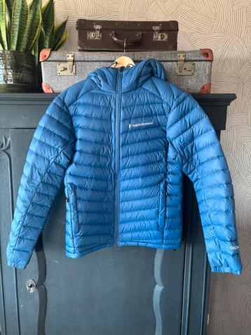 Peak Performance Frost Down jas maat M blauw beschikbaar voor biedingen