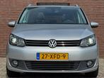 Volkswagen Touran Highline | 1E EIG! | NL-AUTO! | DEALER OH!, Euro 5, 15 km/l, Zwart, 4 cilinders