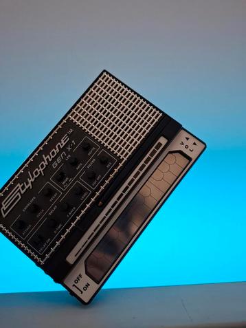 Stylophone. GEN X-1 beschikbaar voor biedingen