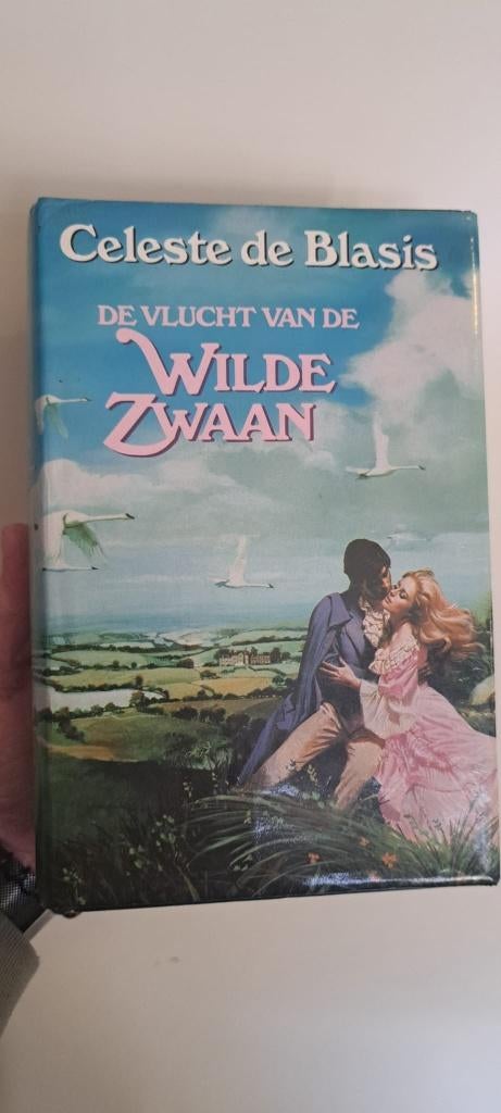 Wilde Zwaan trilogie, Celeste de Blasis, Boeken, Ophalen of Verzenden, Zo goed als nieuw, Nederland, Celeste de Blasis