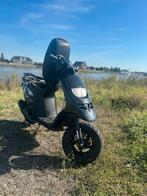 Typhoon 70cc, Fietsen en Brommers, Scooters | Piaggio, Tweetakt, Gebruikt, Overige modellen, 70 cc
