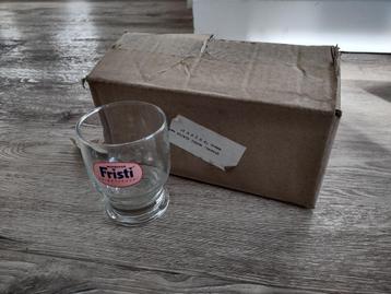 6x origineel nieuw Fristi glas. Vintage, retro Fristi glazen beschikbaar voor biedingen