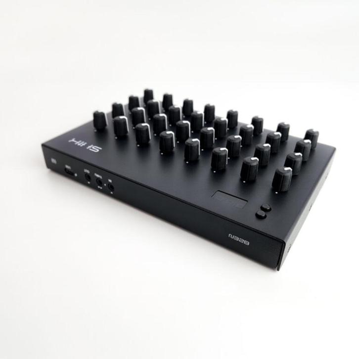 Shik midi controller, Muziek en Instrumenten, Midi-apparatuur, Zo goed als nieuw, Ophalen of Verzenden