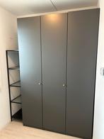 Donkere Ikea Pax kast met drie deuren, Ophalen, 200 cm of meer, 150 tot 200 cm, Met hangruimte