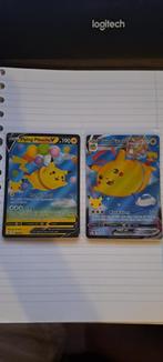 Flying Pikachu V & Flying Pikachu VMAX, Verzenden, Zo goed als nieuw, Meerdere kaarten, Foil