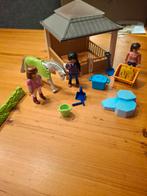 Playmobil stal met paard en verzorgers, Ophalen of Verzenden, Gebruikt