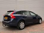 Volvo V60 1.6 D2 Kinetic Airco Led Cruise Navi Pdc bj 2013, Auto's, Voorwielaandrijving, Euro 5, Stof, Gebruikt