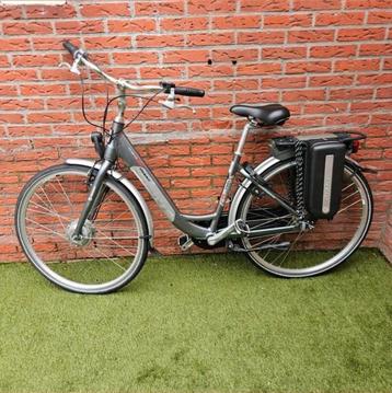 Gaint ebike damesfiets 28 inch  beschikbaar voor biedingen