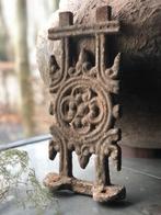 Oud ijzeren ornament sleets verweerd sober patina, Antiek en Kunst, Curiosa en Brocante, Ophalen of Verzenden