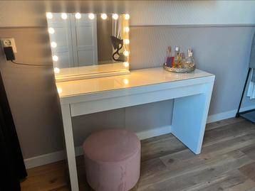 Kaptafel Malm met Hollywood spiegel
