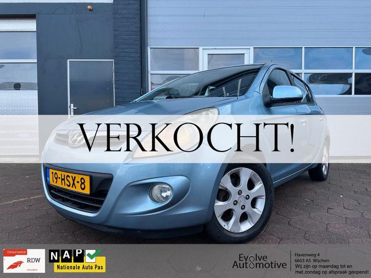 Hyundai i20 1.4 | 5 deurs | Nieuwe koppeling! | NAP | PDC |, Auto's, Hyundai, Bedrijf, i20, Airbags, Airconditioning, Boordcomputer