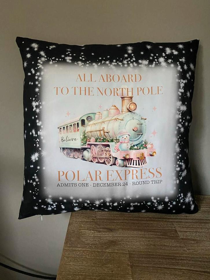 Kerst kussen Polar Express, Huis en Inrichting, Woonaccessoires | Kussens, Nieuw, Zwart, Vierkant, Ophalen of Verzenden