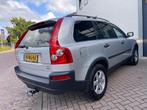 Volvo XC90 2.5 T Momentum/7persoons/Automaat/Cruise-c/Climat, Gebruikt, 7 stoelen, 2521 cc, Vierwielaandrijving