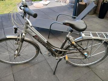 Giant damesfiets custom beschikbaar voor biedingen