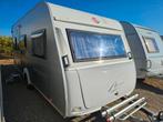 caravan  Bürstner Averso 460 TL 2011 met enkelle bedden, 90 kg, Ringverwarming, 2 aparte bedden, Rondzit
