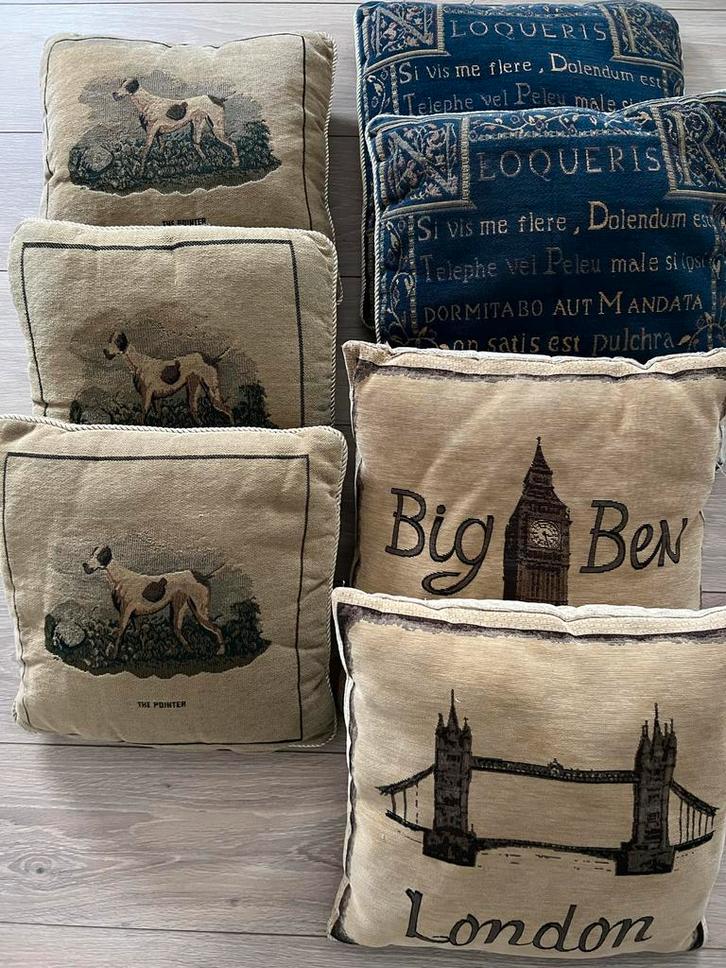 Decoratieve engelse Kussens - Set van 7, Huis en Inrichting, Woonaccessoires | Kussens, Zo goed als nieuw, Beige, Vierkant, Ophalen